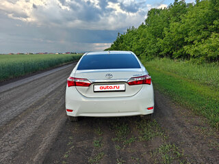 2017 Toyota Corolla XI (E160, E170, E180) Рестайлинг 1, белый, 1280000 рублей, вид 5