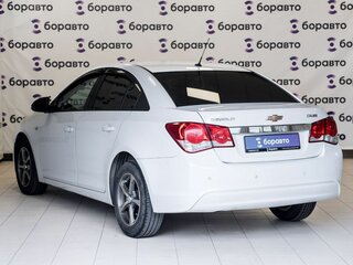 2013 Chevrolet Cruze I Рестайлинг, белый, 935000 рублей, вид 4