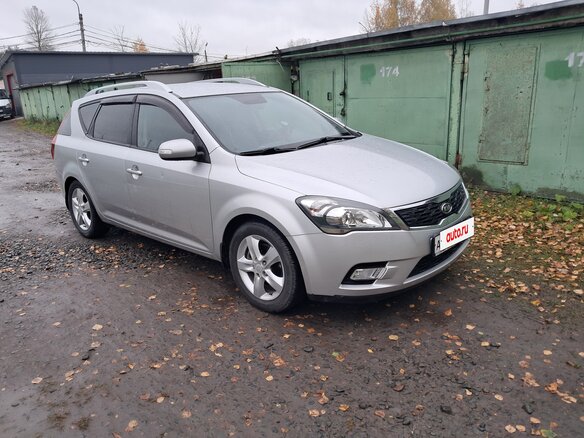 2011 Kia Ceed I Рестайлинг, серебристый, 850000 рублей - вид 3