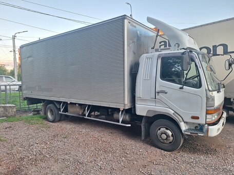 1996 Fuso (Mitsubishi) Fighter, белый, 2580000 рублей, вид 2