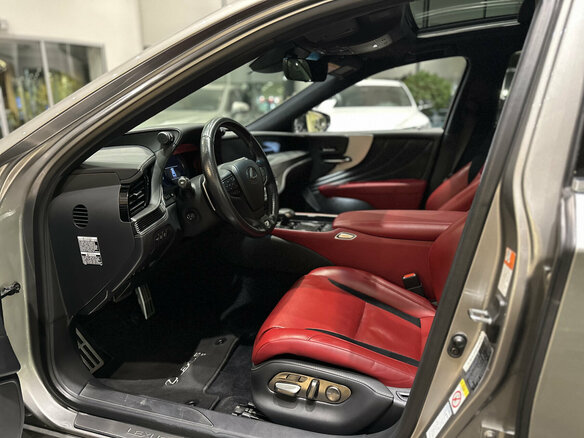 2018 Lexus LS 500 V, серый, 7478000 рублей - вид 15