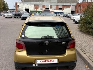 1999 Toyota Yaris I, жёлтый, 230000 рублей, вид 2