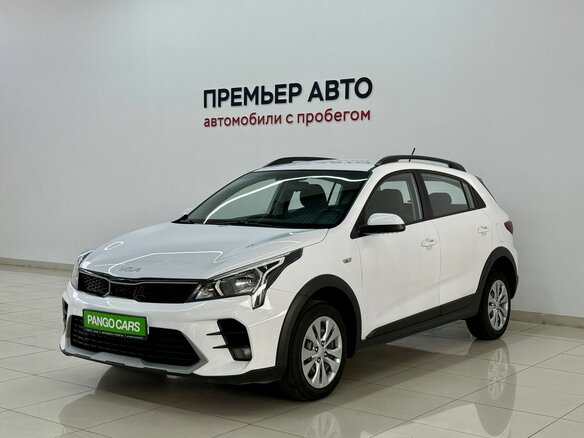 2022 Kia Rio X IV Рестайлинг, белый, 1490000 рублей