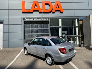 2026 Lada (ВАЗ) Granta I Рестайлинг, серебристый, 1121000 рублей, вид 4