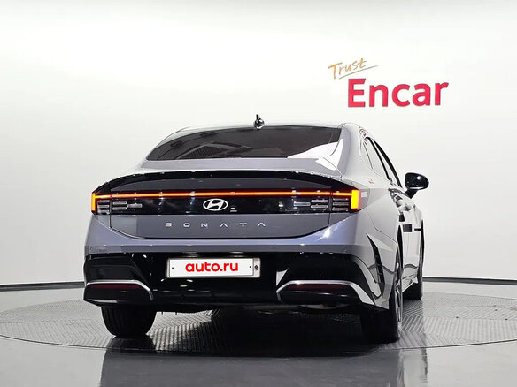 2024 Hyundai Sonata VIII (DN8) Рестайлинг, серебристый, 2210000 рублей - вид 3