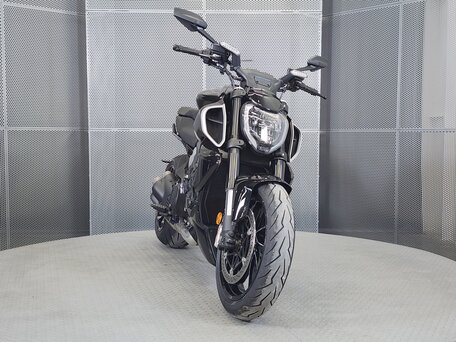2024 Ducati Diavel V4, чёрный, 2549000 рублей, вид 3