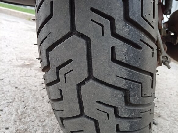 2001 Yamaha XVS400 Drag Star, красный, 380000 рублей - вид 9