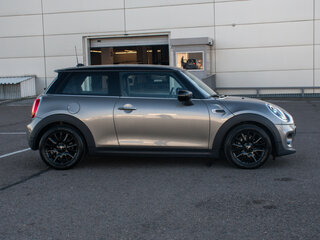 2020 Mini Hatch Cooper III (F55/F56) Рестайлинг, серый, 2148000 рублей, вид 4
