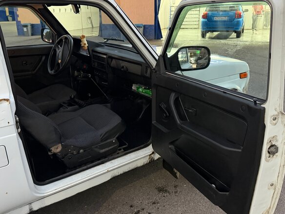 2014 Lada (ВАЗ) 2121 (4x4) I Рестайлинг, белый, 440000 рублей - вид 7