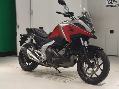 2021 Honda NC 750X, красный, 977000 рублей, вид 3