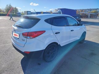 2011 Hyundai ix35 I, белый, 850000 рублей, вид 5