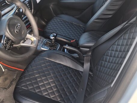 2018 Kia Rio IV, белый, 900000 рублей, вид 4
