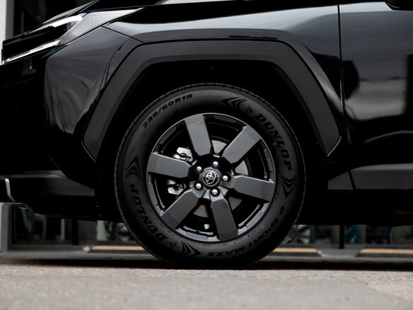 2026 Toyota RAV4 VI (XA60), чёрный - вид 9
