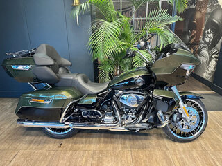 2026 Harley-Davidson Road Glide Limited, зелёный, 4950000 рублей, вид 3