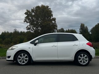 2008 Toyota Auris I, белый, 645000 рублей, вид 4