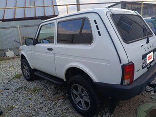 2018 Lada (ВАЗ) 2121 (4x4) Urban I Рестайлинг, белый, 650000 рублей, вид 2