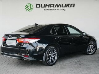 2021 Toyota Camry VIII (XV70) Рестайлинг, чёрный, 2880000 рублей, вид 5