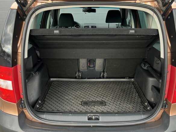 2013 Skoda Yeti I, оранжевый, 840000 рублей - вид 12