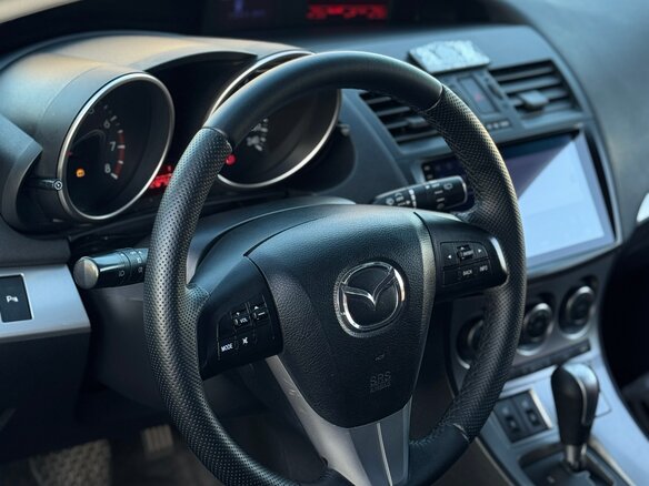 2011 Mazda 3 II (BL), чёрный, 900000 рублей - вид 18