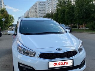 2018 Kia Ceed II Рестайлинг, белый, 1600000 рублей, вид 1