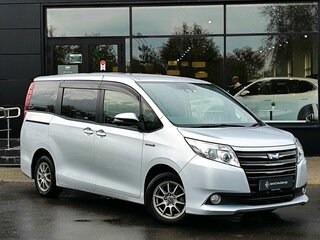 2016 Toyota Noah III (R80), серый, 1539000 рублей, вид 3