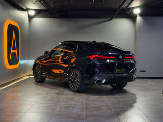 2024 BMW X6 40i III (G06) Рестайлинг, чёрный, 14300000 рублей, вид 4