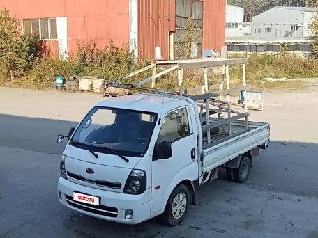 2013 Kia Bongo, белый, 1000000 рублей, вид 2