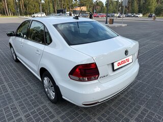 2017 Volkswagen Polo V Рестайлинг, белый, 1080000 рублей, вид 5