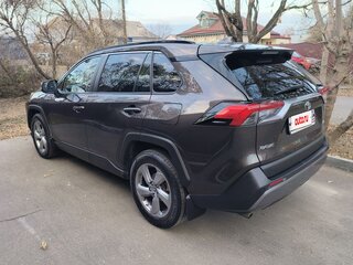 2021 Toyota RAV4 V (XA50), коричневый, 3300000 рублей, вид 4