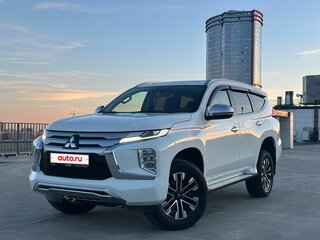 2022 Mitsubishi Montero Sport III Рестайлинг, белый, 3580000 рублей, вид 1