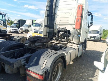 2021 Volvo FH 540, белый, 10490000 рублей, вид 4