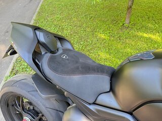 2022 Ducati Streetfighter V4, чёрный, 2090000 рублей, вид 4