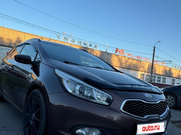 2013 Kia Ceed II, коричневый, 790000 рублей - вид 1