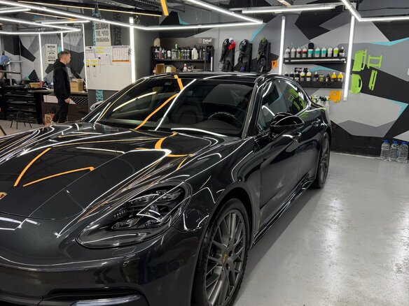 2020 Porsche Panamera 4 II, серый, 7150000 рублей - вид 2