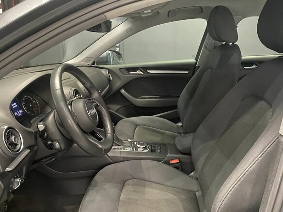 2018 Audi A3 III (8V) Рестайлинг, серый, 1959000 рублей - вид 31