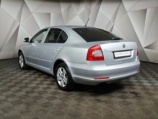 2011 Skoda Octavia II (A5) Рестайлинг, серебристый, 919000 рублей, вид 4