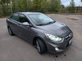 2012 Hyundai Solaris I, серый, 645000 рублей, вид 3
