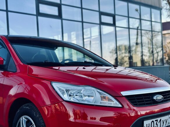 2010 Ford Focus II Рестайлинг, красный, 699000 рублей - вид 12