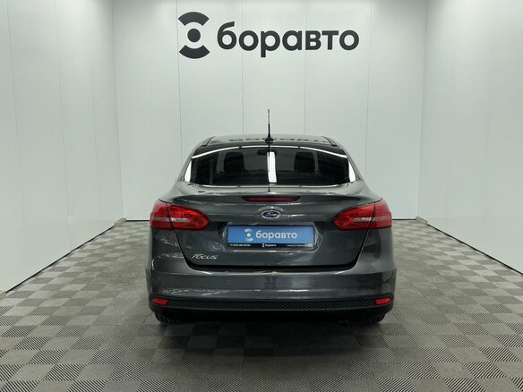 2017 Ford Focus III Рестайлинг, серый, 1160000 рублей - вид 5