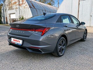 2021 Hyundai Elantra VII (CN7), серый, 2000000 рублей, вид 3