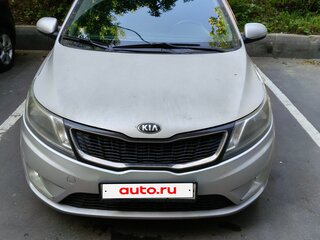 2014 Kia Rio 6-speed III, серый, 1000000 рублей, вид 4