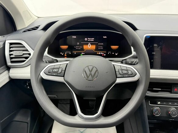 2025 Volkswagen Tharu 300 TSI I Рестайлинг, белый, 3149000 рублей - вид 18