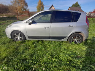 2009 Renault Scenic III, серый, 450000 рублей, вид 3