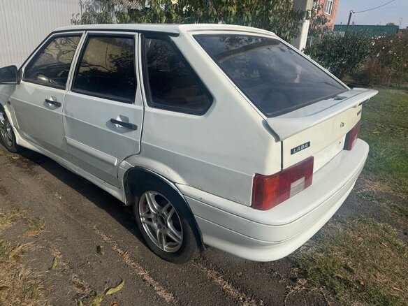 2010 Lada (ВАЗ) 2114, белый, 120000 рублей - вид 5