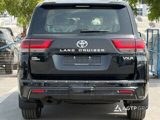2026 Toyota Land Cruiser 300 Series, чёрный, 14300000 рублей, вид 5