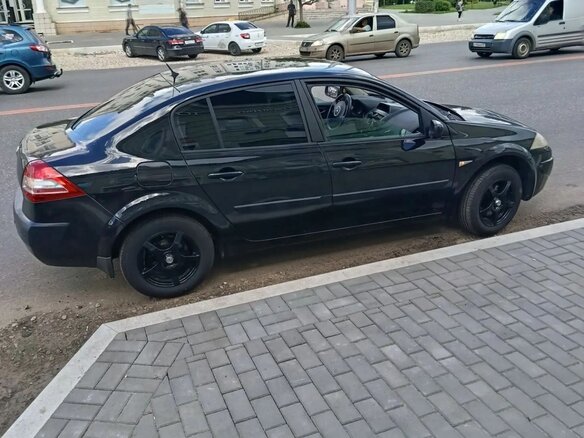 2008 Renault Megane II Рестайлинг, чёрный, 295000 рублей - вид 7