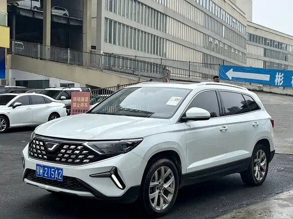 2023 Jetta VS7 I Рестайлинг 1, белый, 1350000 рублей
