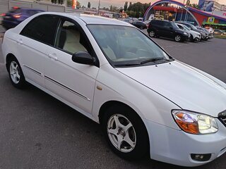 2007 Kia Cerato I Рестайлинг, белый, 370000 рублей, вид 2