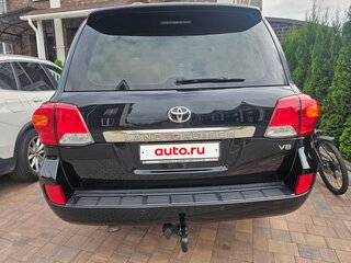 2013 Toyota Land Cruiser 200 Series Рестайлинг 1, чёрный, 4349000 рублей, вид 3