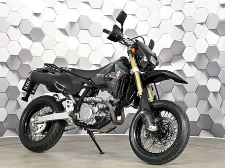 2010 Suzuki DR-Z 400 SM, чёрный, 625000 рублей, вид 1
